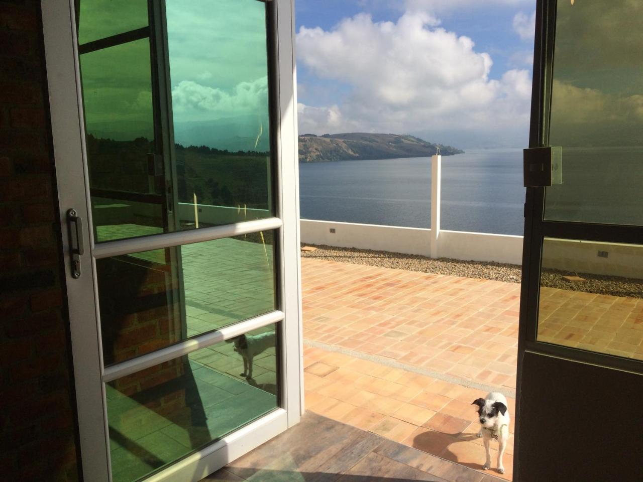 El Arca De Noah Bed & Breakfast Tota Bagian luar foto