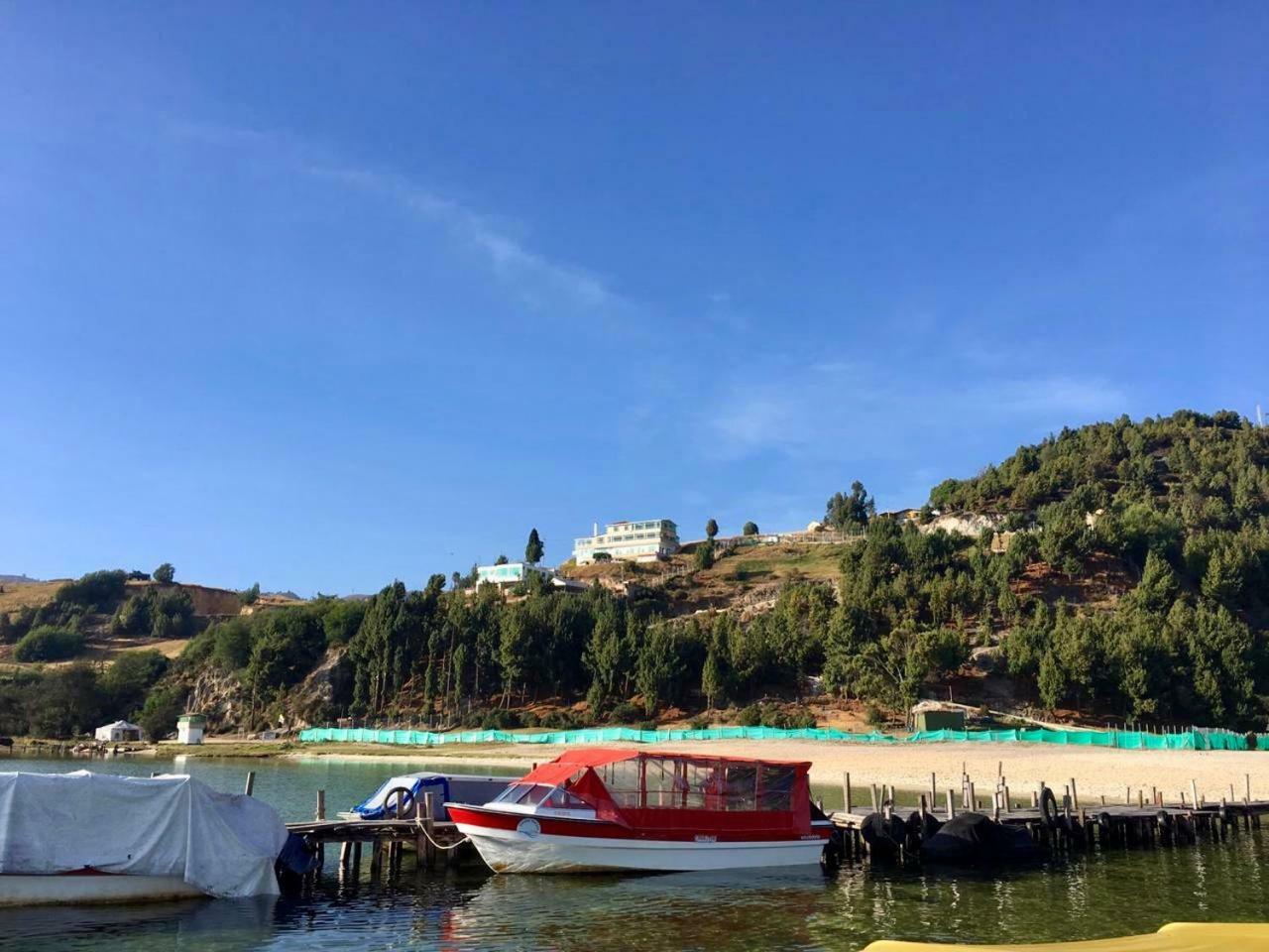 El Arca De Noah Bed & Breakfast Tota Bagian luar foto