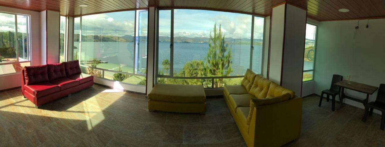 El Arca De Noah Bed & Breakfast Tota Bagian luar foto